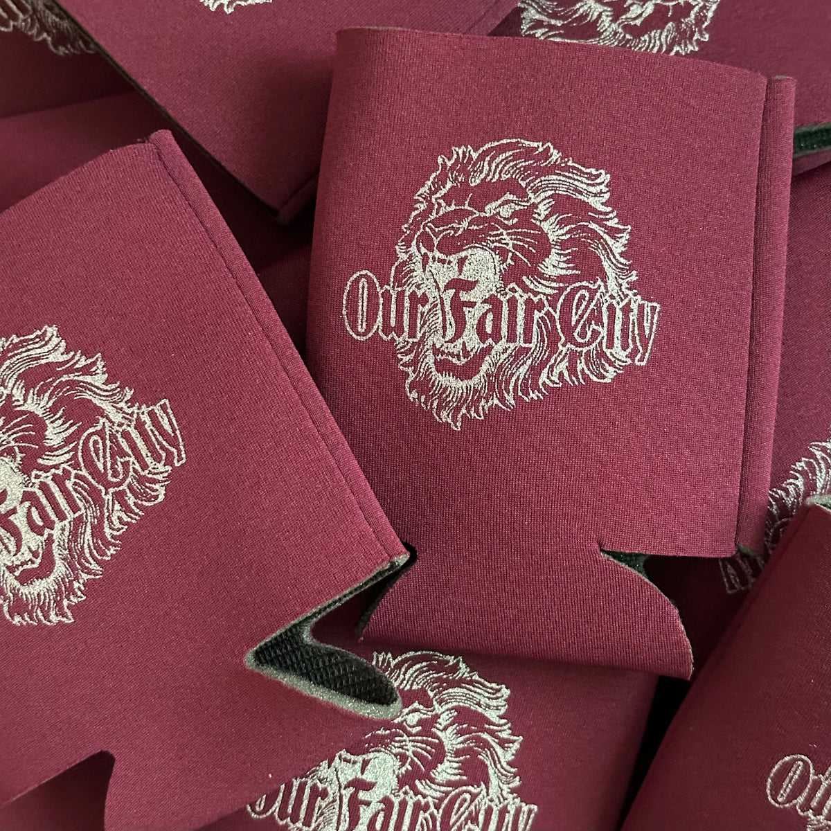 Lion Can Koozie